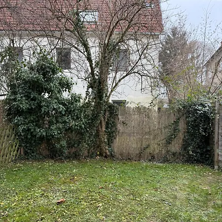 شقة Ruhiges Garten-apartment Mit Gratis Parkplatz *