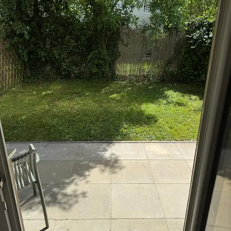 Appartamento Staedtische Ruheoase Mit Garten & Gratis Parkplatz *