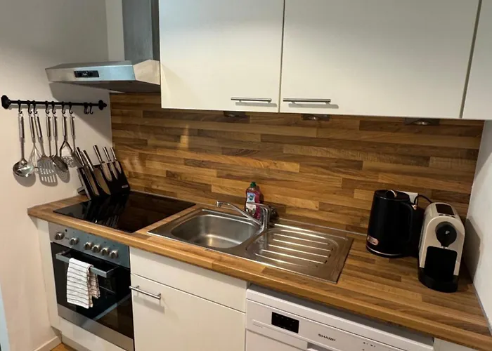 Ruhiges Garten-apartment Mit Gratis Parkplatz Appartamento *