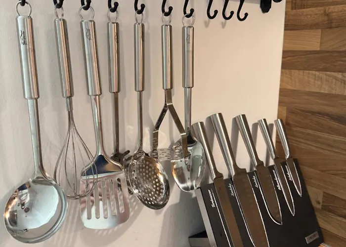 아파트 Ruhiges Garten-apartment Mit Gratis Parkplatz